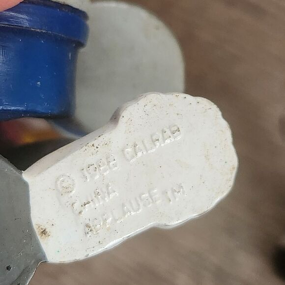 Vintage 80s Lot Of California Raisins PVC  Vinyl Figures & Collectibles Stickers - Picture 7 of 12